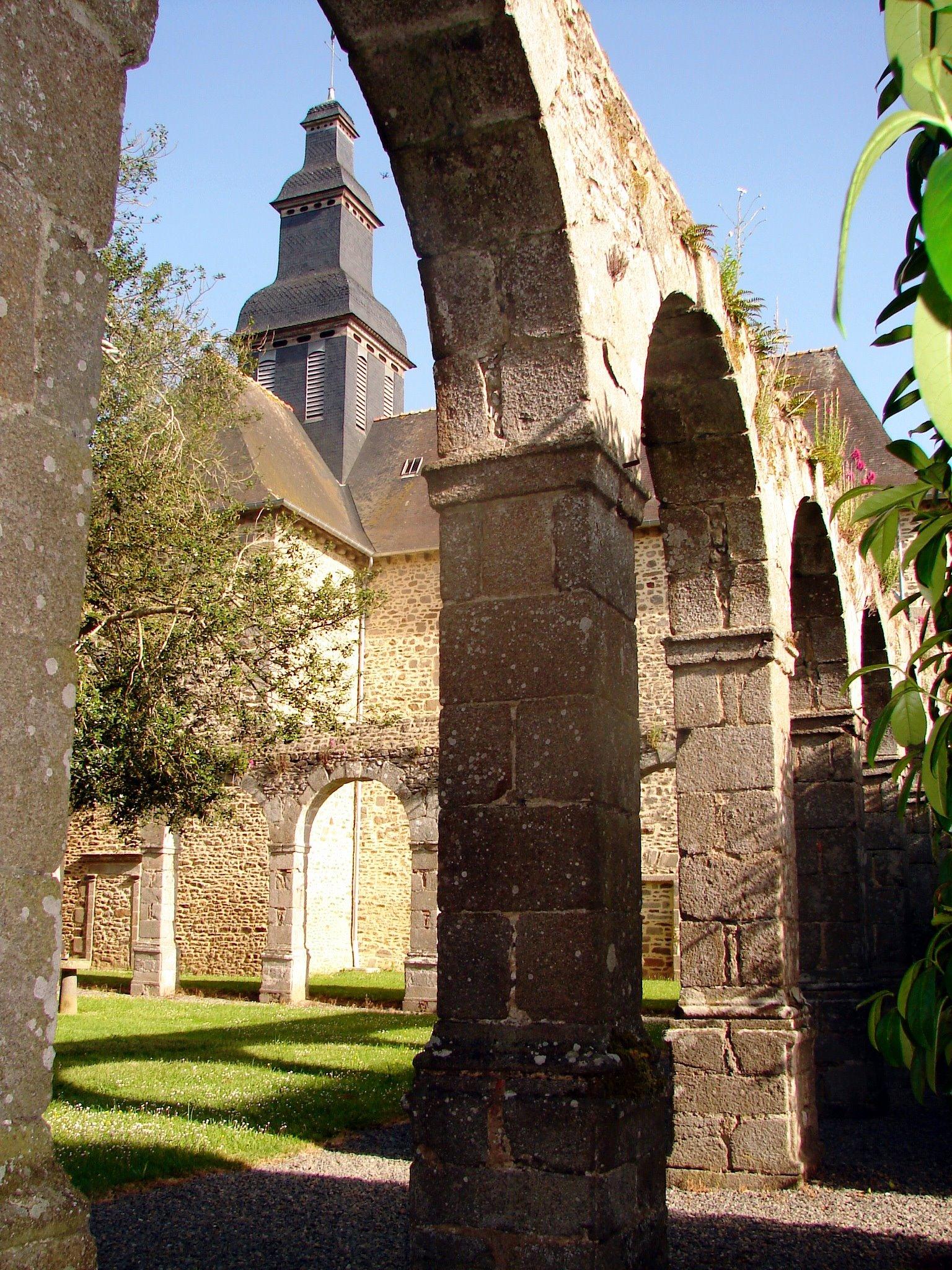 Hotel De L'Abbaye Le Tronchet  Eksteriør bilde