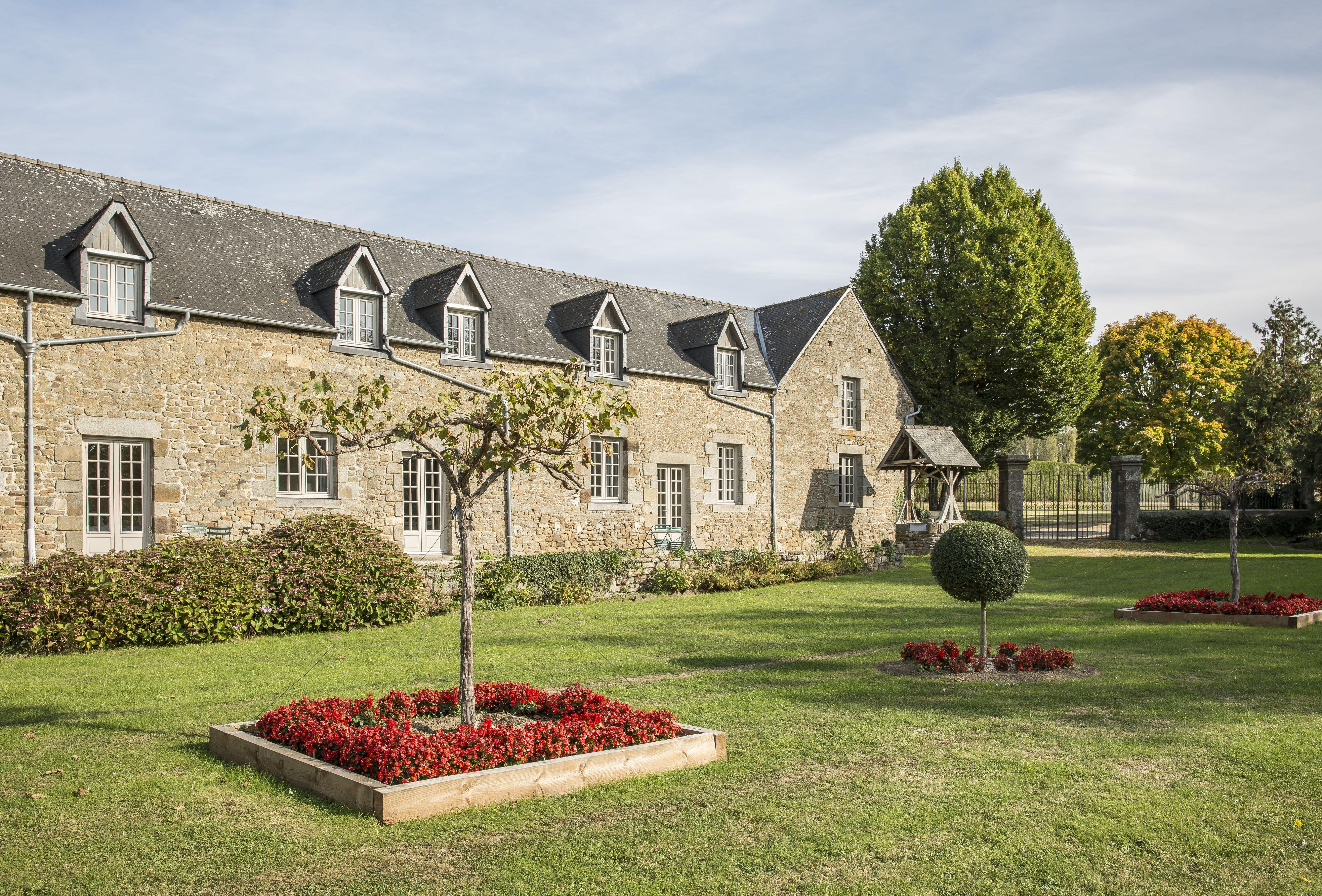 Hotel De L'Abbaye Le Tronchet  Eksteriør bilde